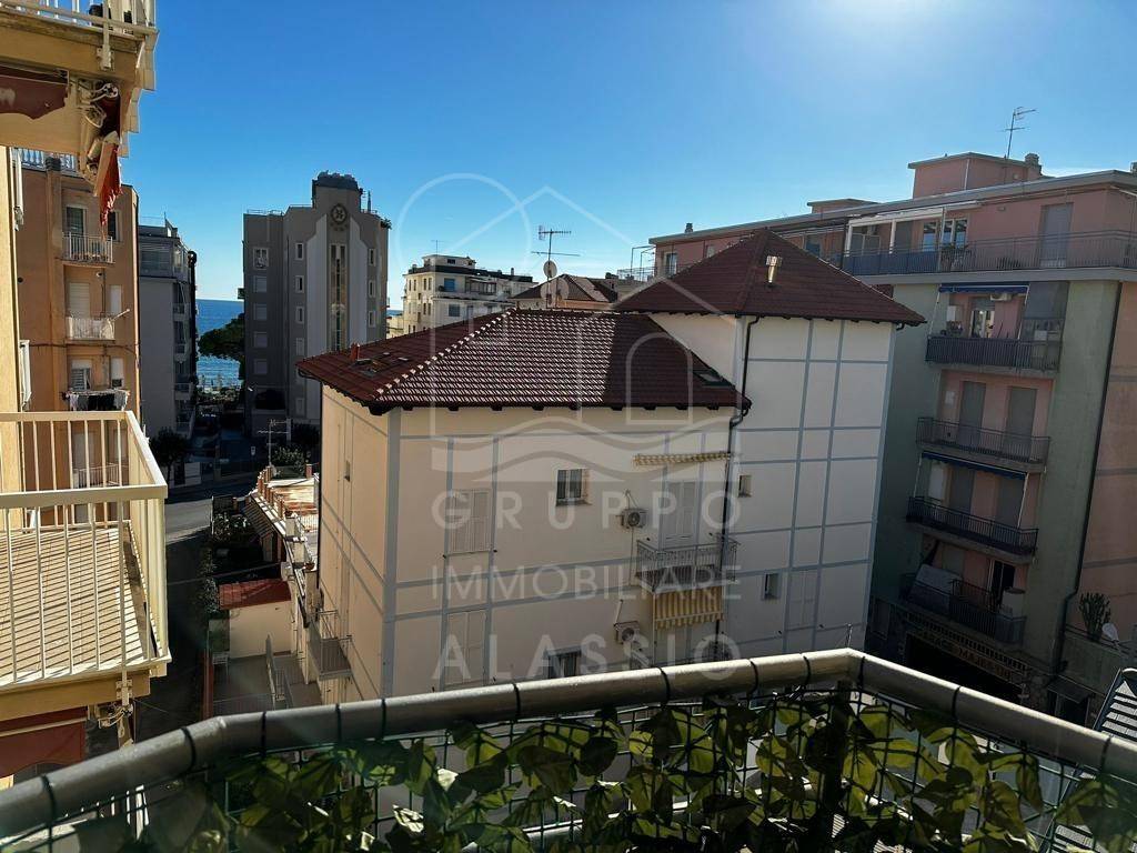 Appartamento in vendita a Alassio