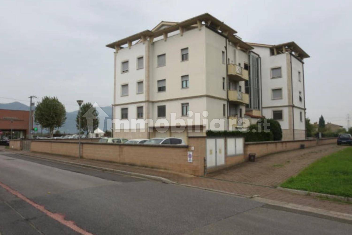 Appartamento in vendita a Calcinaia