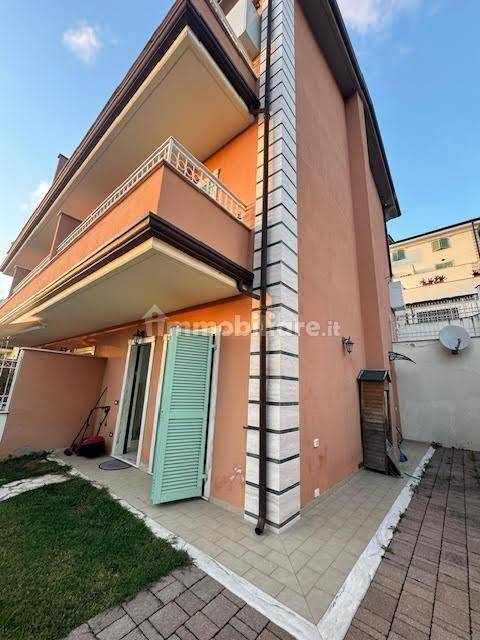 Casa indipendente in vendita a Carrara