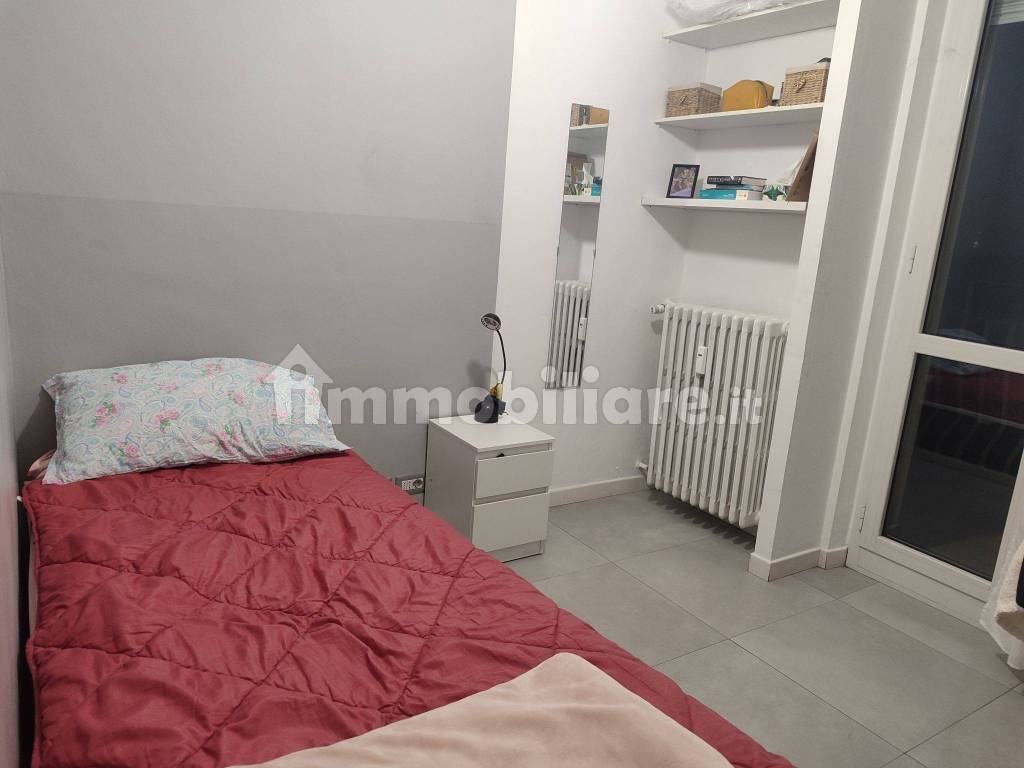 Stanza singola in Borgo Vittoria, foto 2 di 4