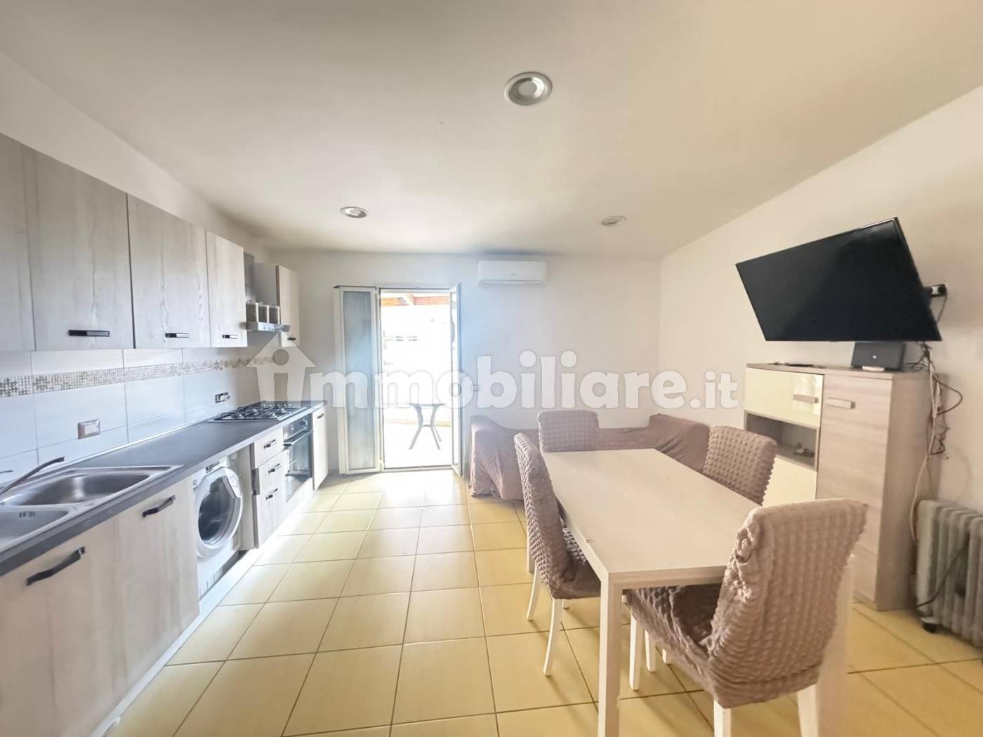 Appartamento in vendita a Napoli