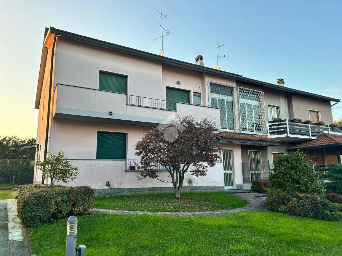 Appartamento in vendita a Solaro