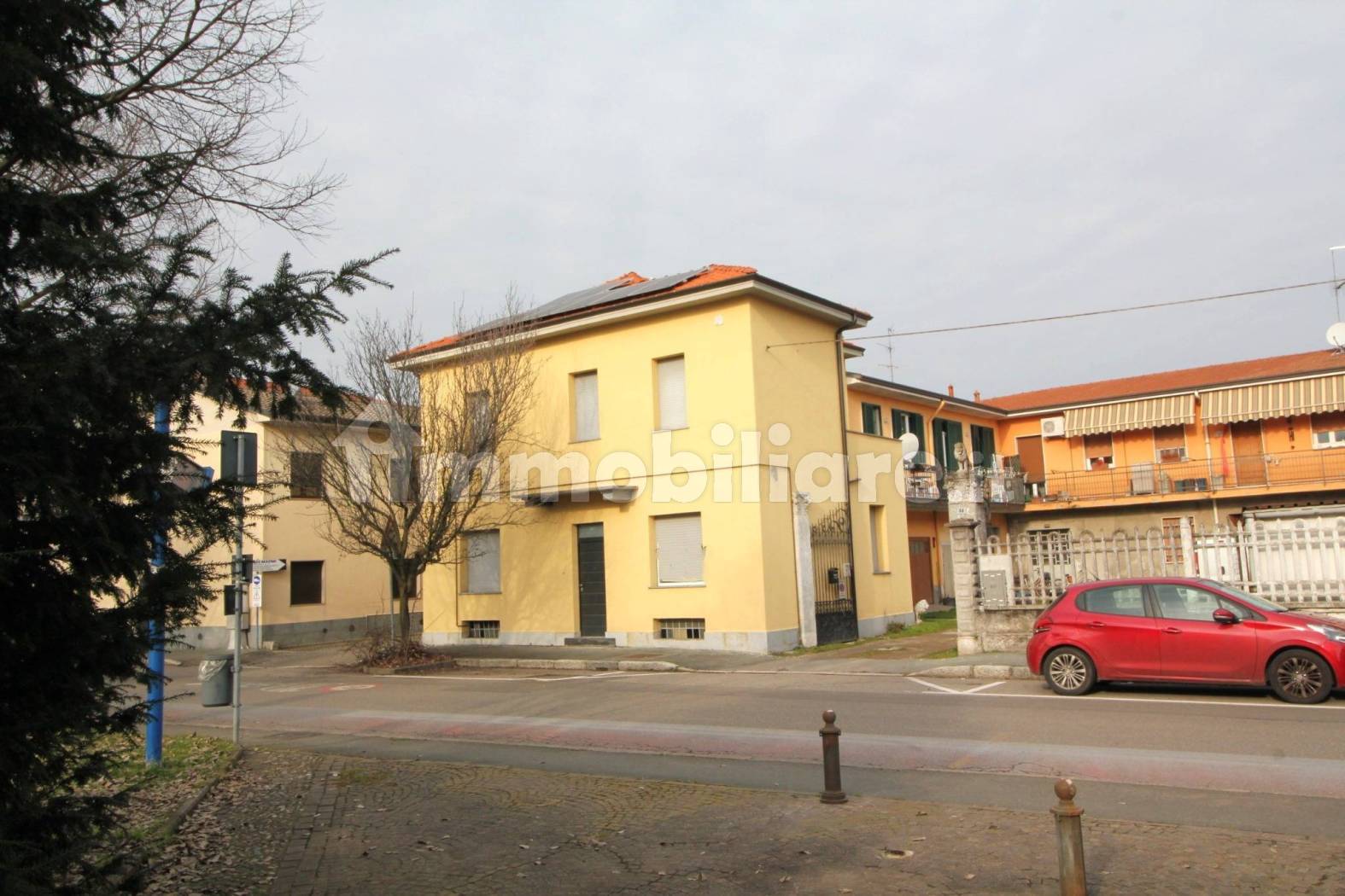 Casa indipendente in vendita a Rescaldina