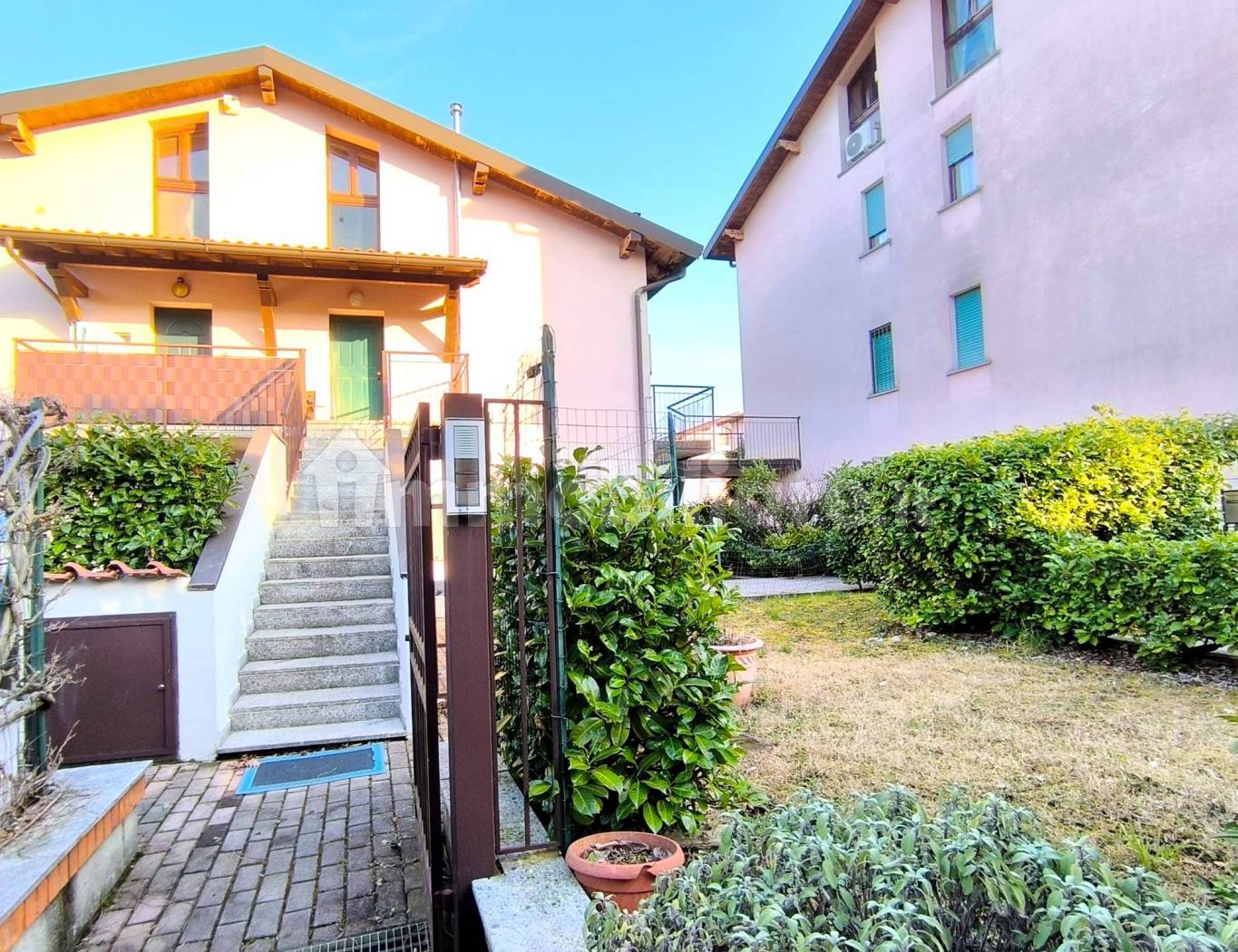 Appartamento in vendita a Albavilla