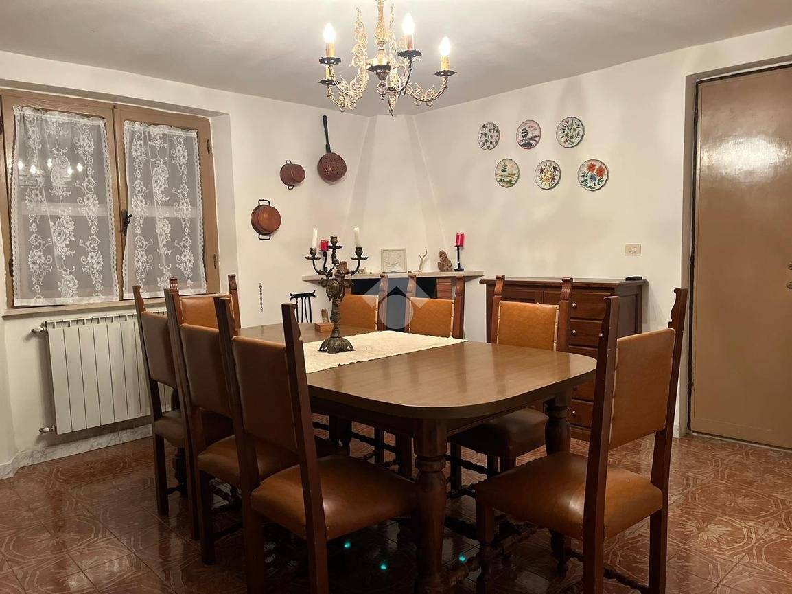 Appartamento in vendita a Cantiano