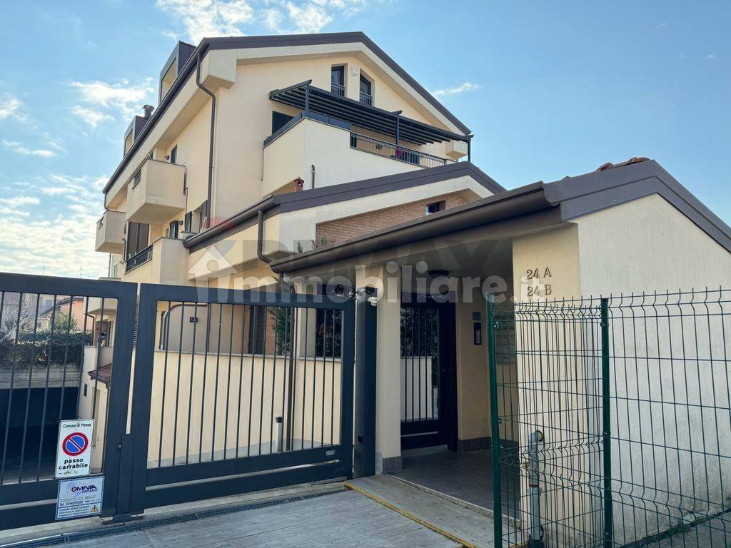 Appartamento in vendita a Monza