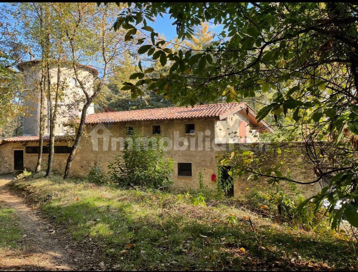 Villa in vendita a Somma Lombardo