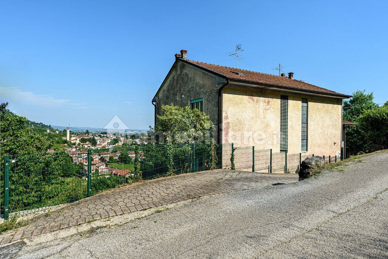 Villa in vendita a Schio