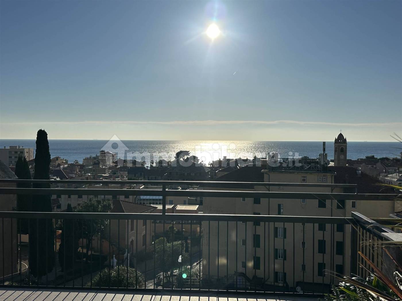 Appartamento in affitto a Spotorno