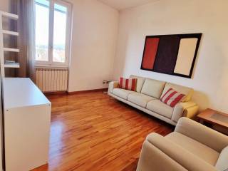 3-room flat viale edmondo de amicis, Campo di Marte, Florence