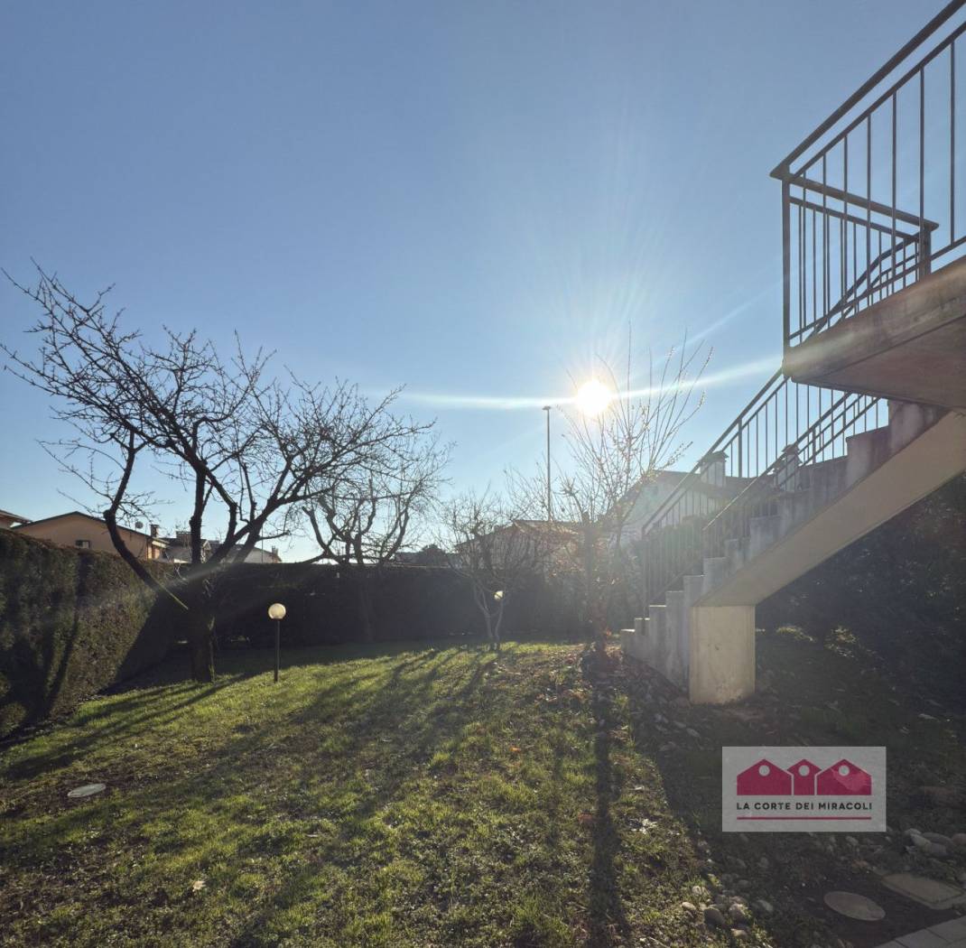 Villetta a schiera - foto 2