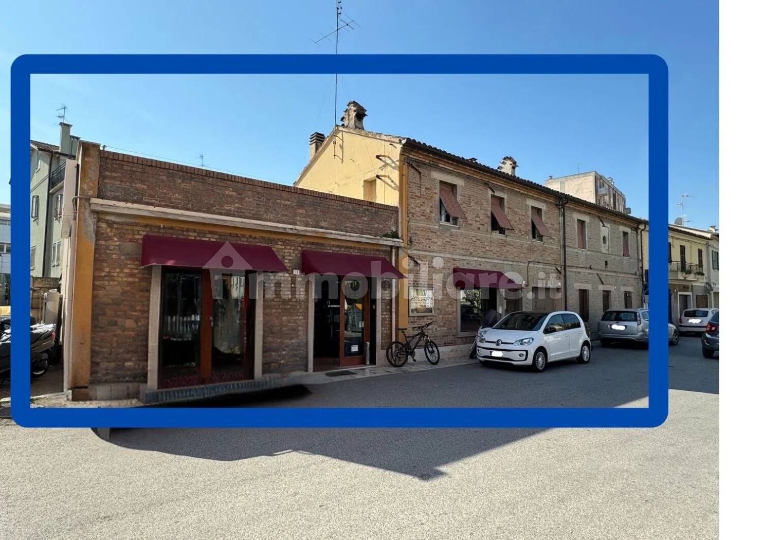 Palazzo - Edificio in vendita a Fano