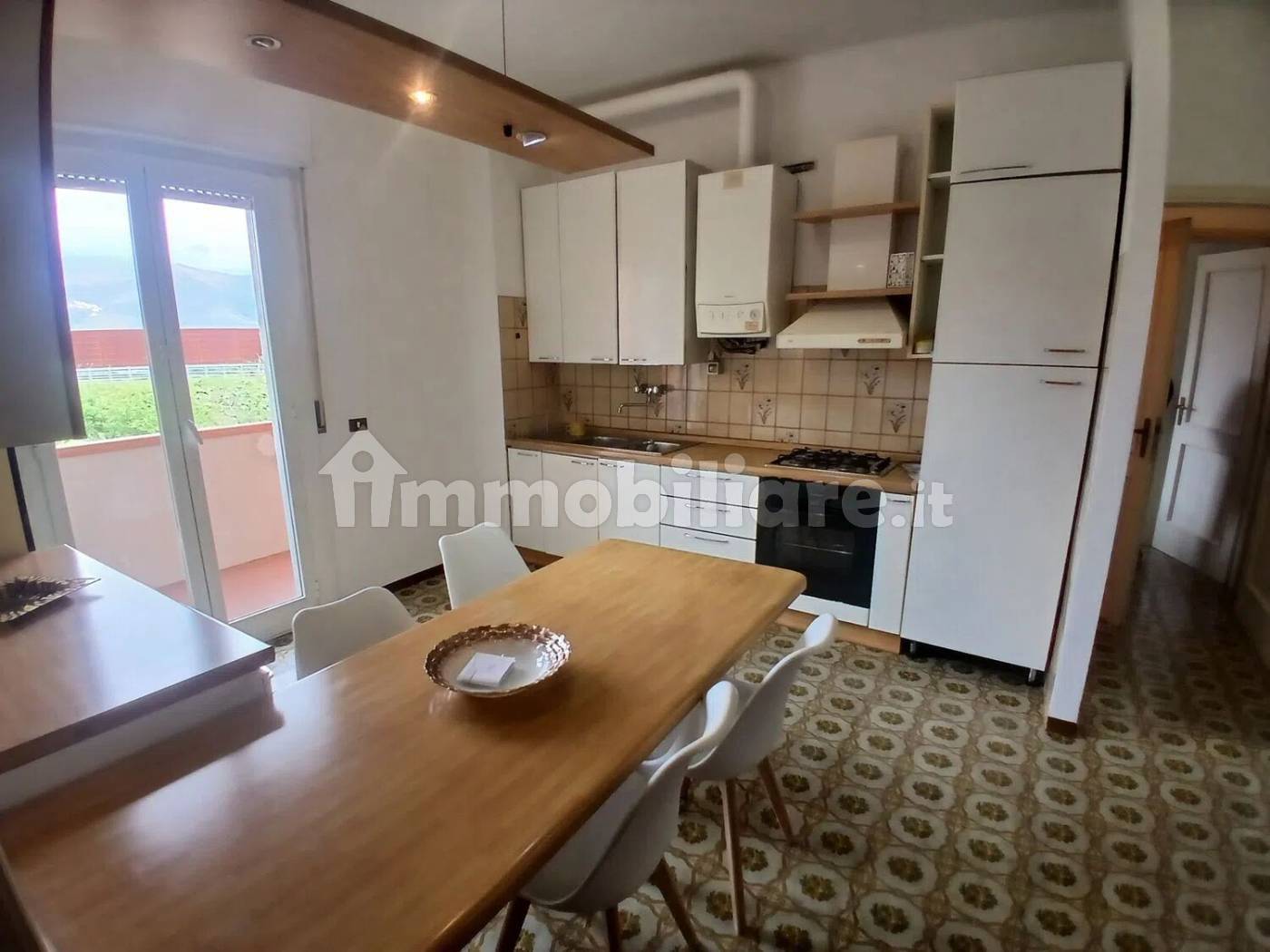 Appartamento in vendita a Luni