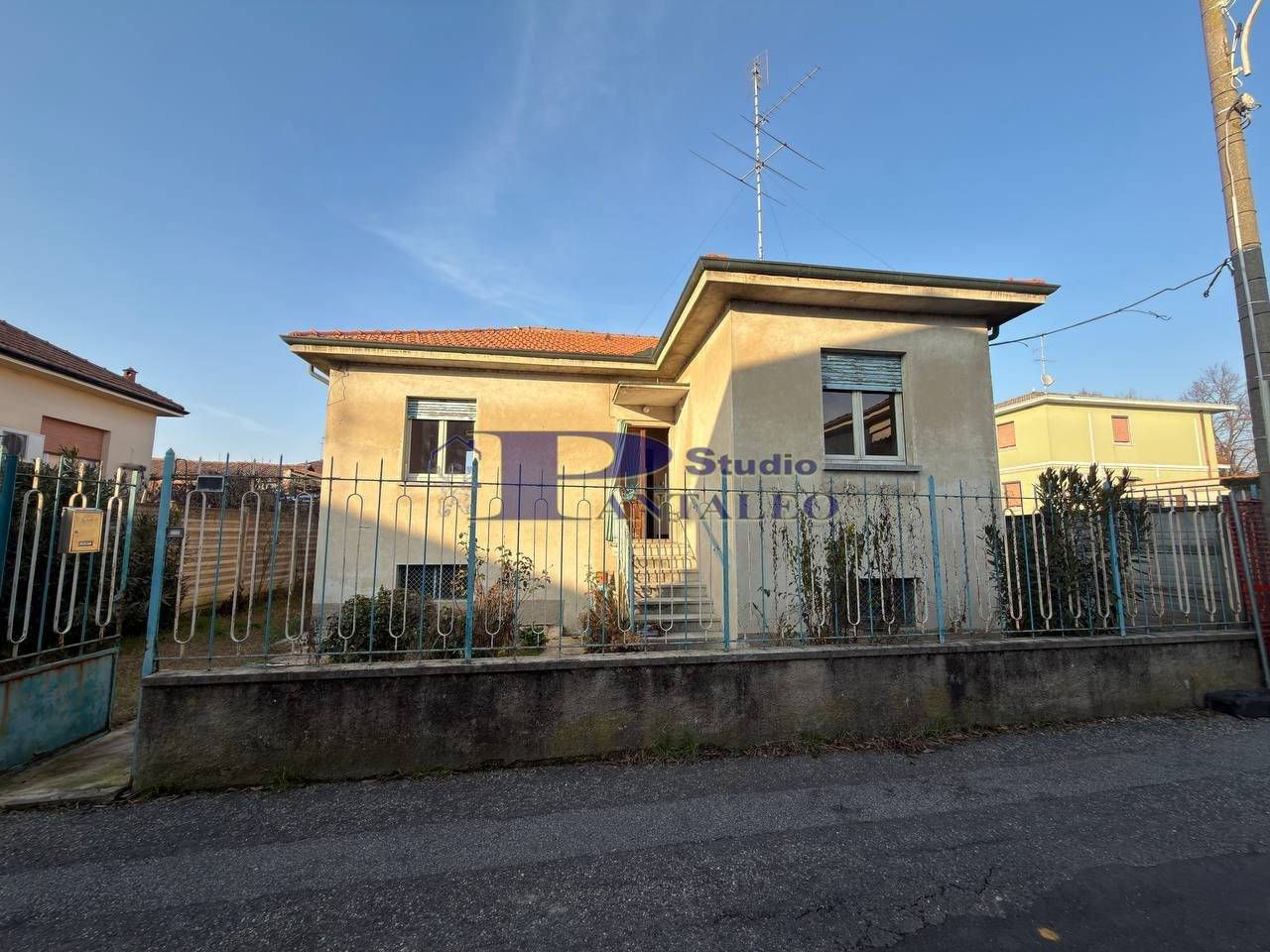 Villa in vendita a Abbiategrasso