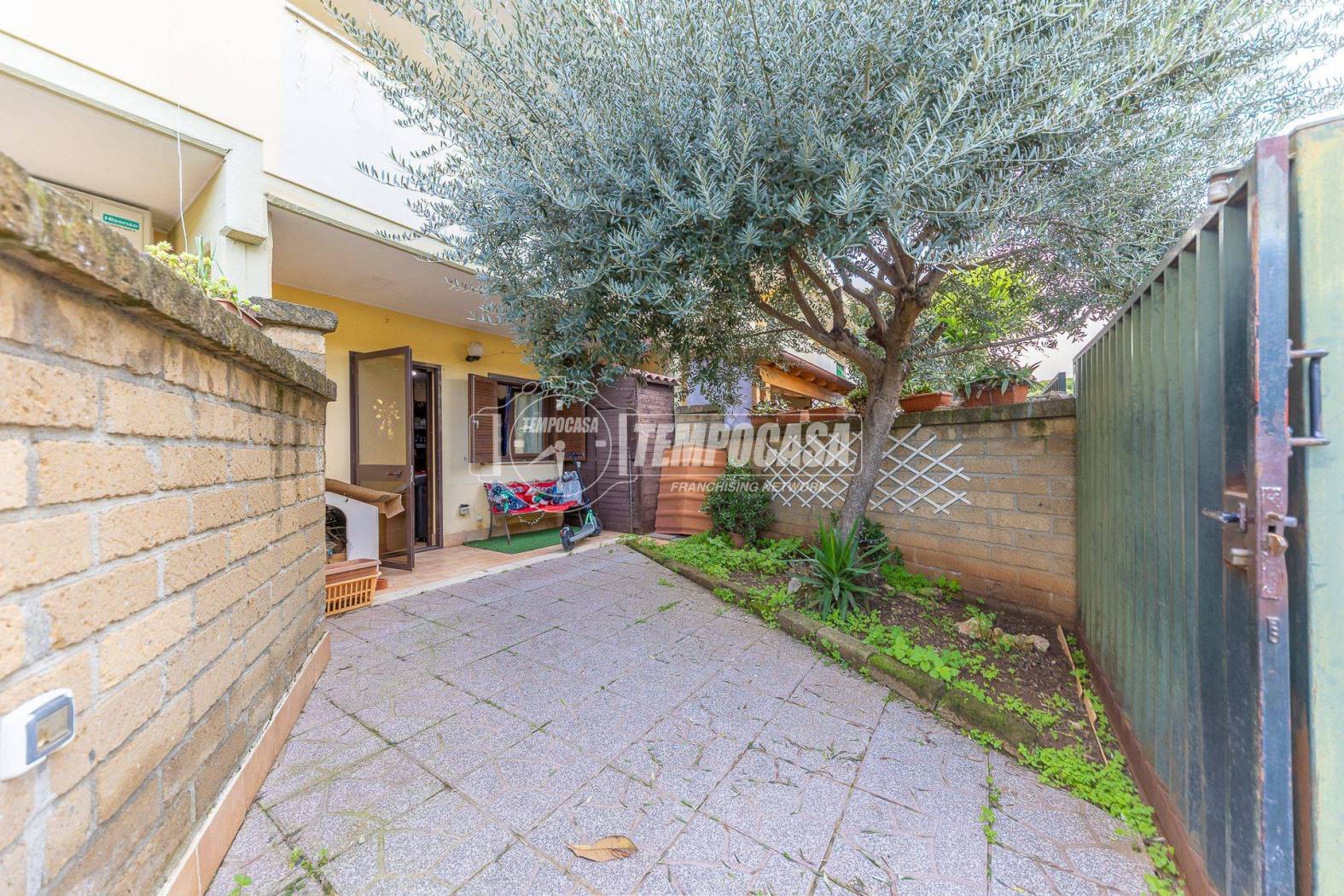 Villetta a schiera in vendita a Ladispoli