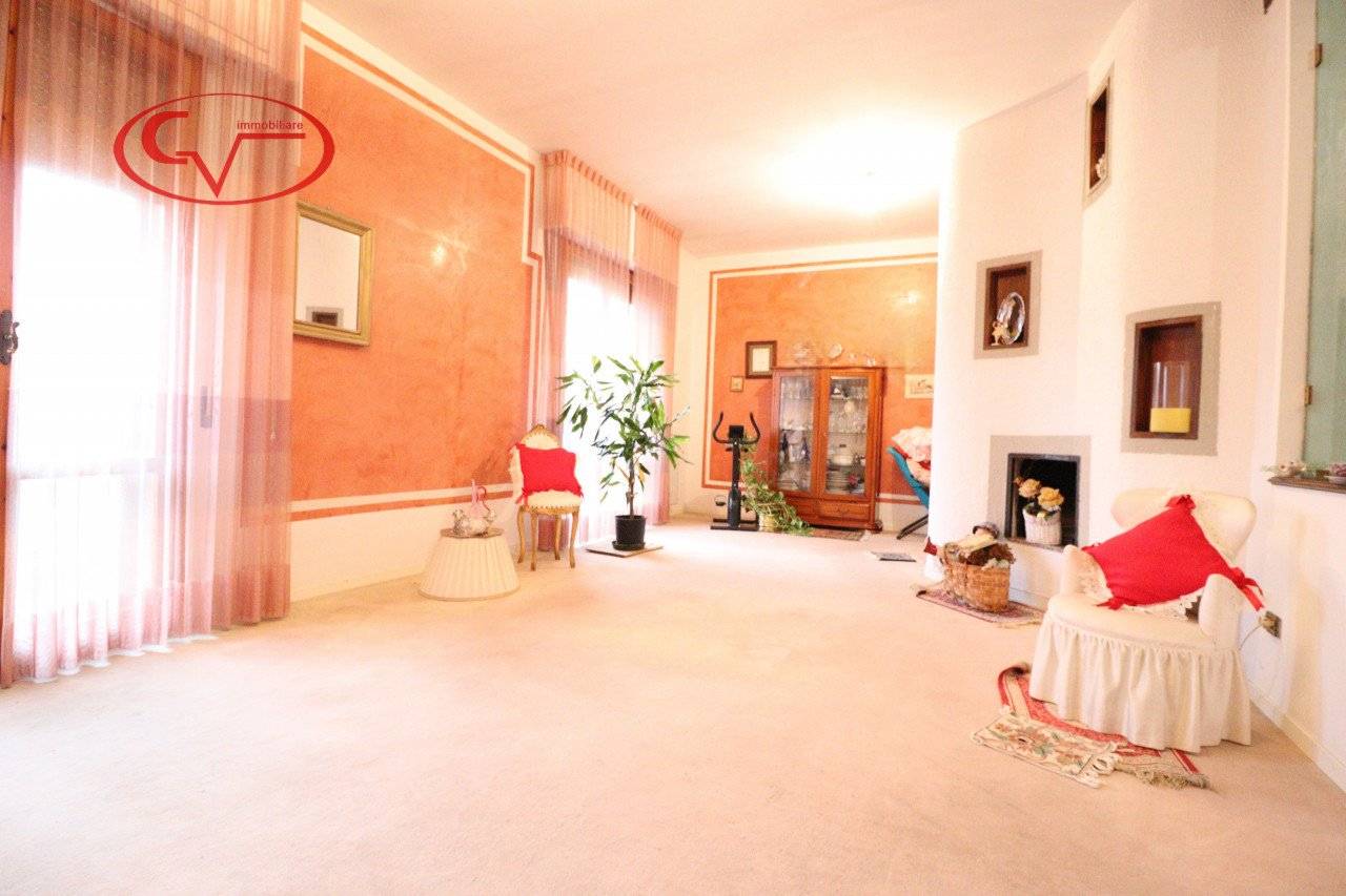 Appartamento in vendita a Montevarchi