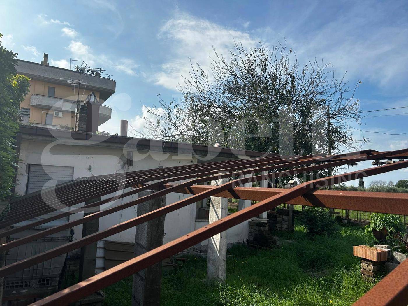 Villa in vendita a Latina