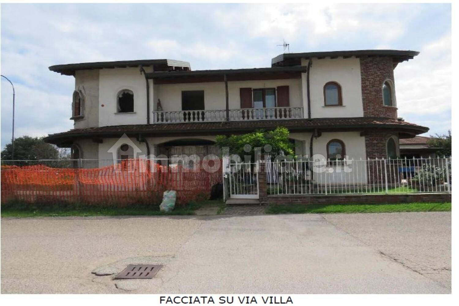 Villa in vendita a Cuggiono