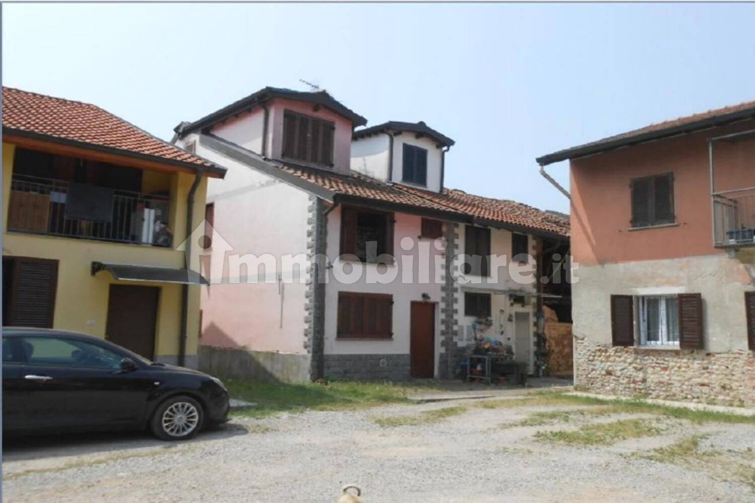 Appartamento in vendita a Limbiate