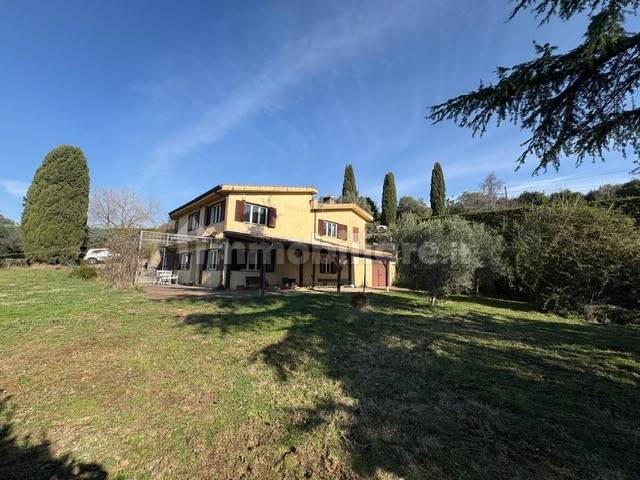 Villa in vendita a Sacrofano