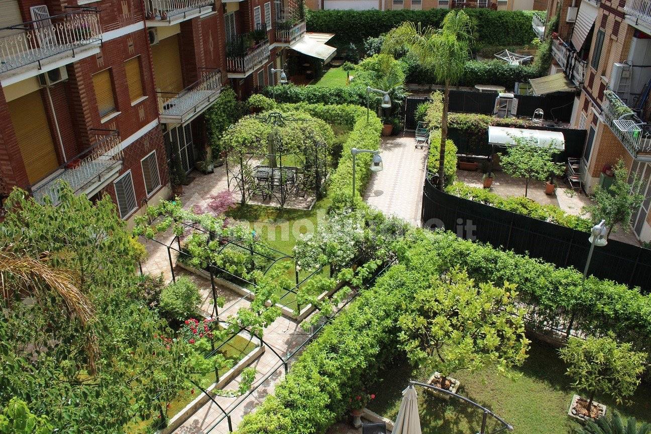 Appartamento in vendita a Roma