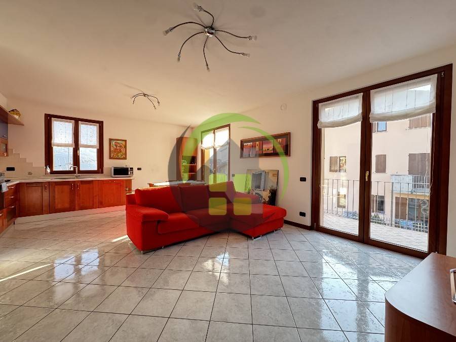 Appartamento in vendita a Gazzaniga