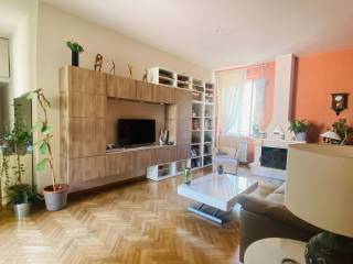 3-room flat via Belvedere 84, Vomero, Naples