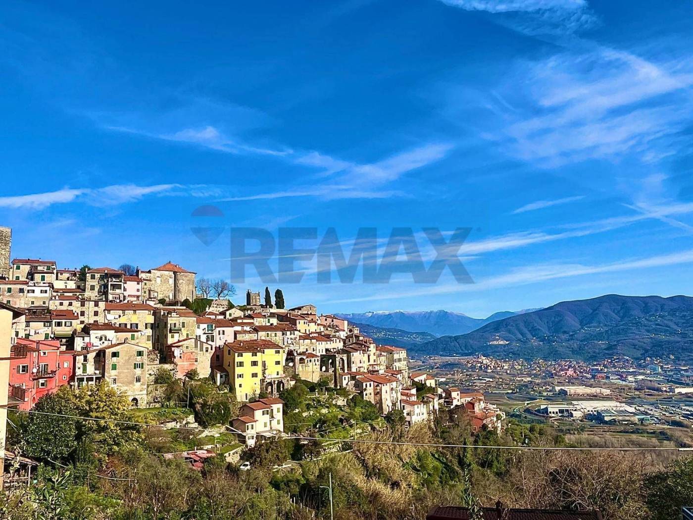 Appartamento in vendita a Vezzano Ligure