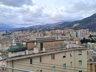 3-room flat via Antonio Sant'Elia 55, Sestri Ponente, Genoa
