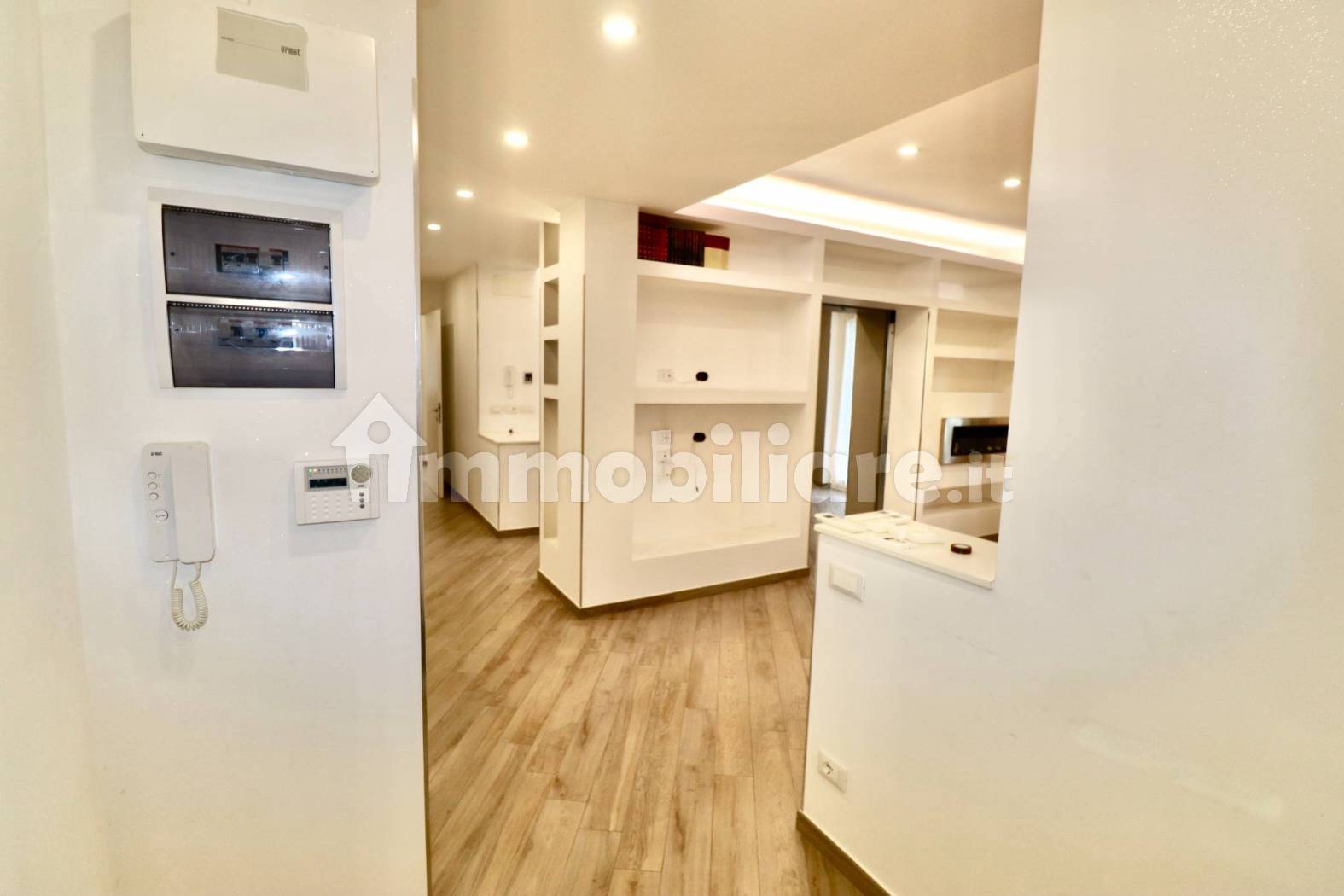 Appartamento in vendita a Genova