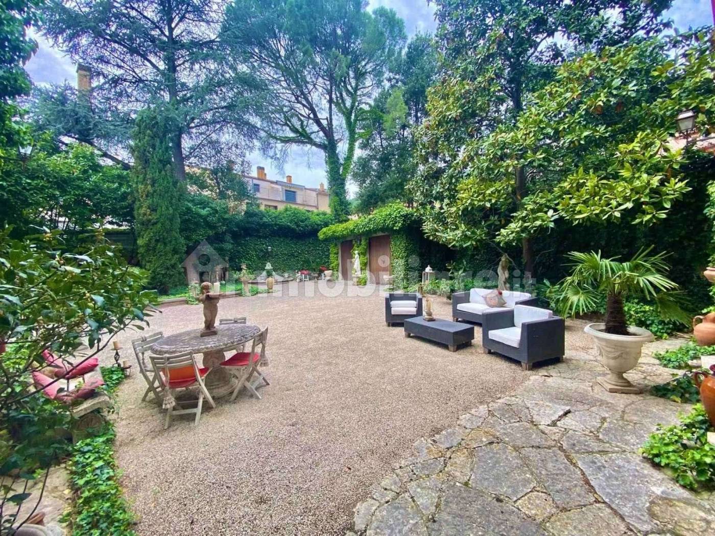 Villa in vendita a Fossombrone