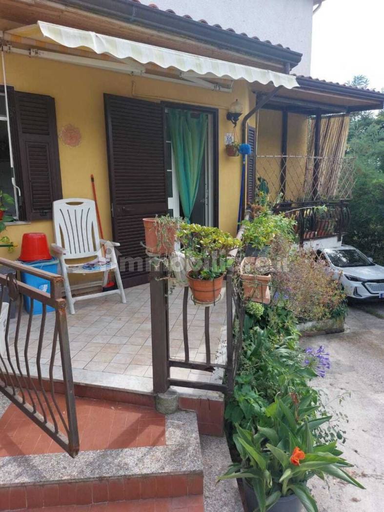 Villetta a schiera in vendita a Luni