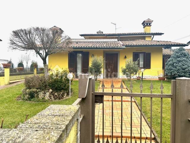 Villa in vendita a Chiari