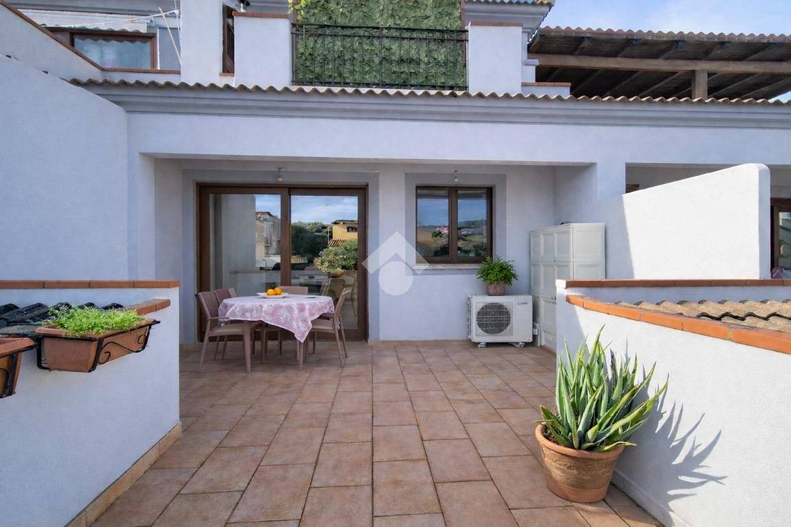 Appartamento in vendita a Arzachena