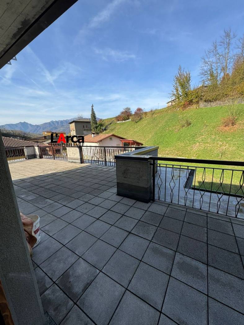 Attico - Mansarda in affitto a Leffe