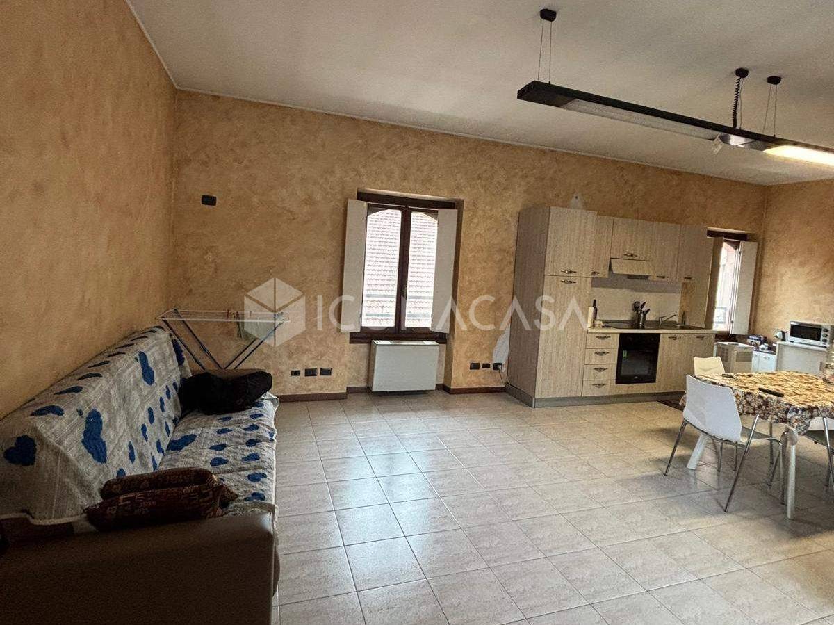 Appartamento in affitto a Rho