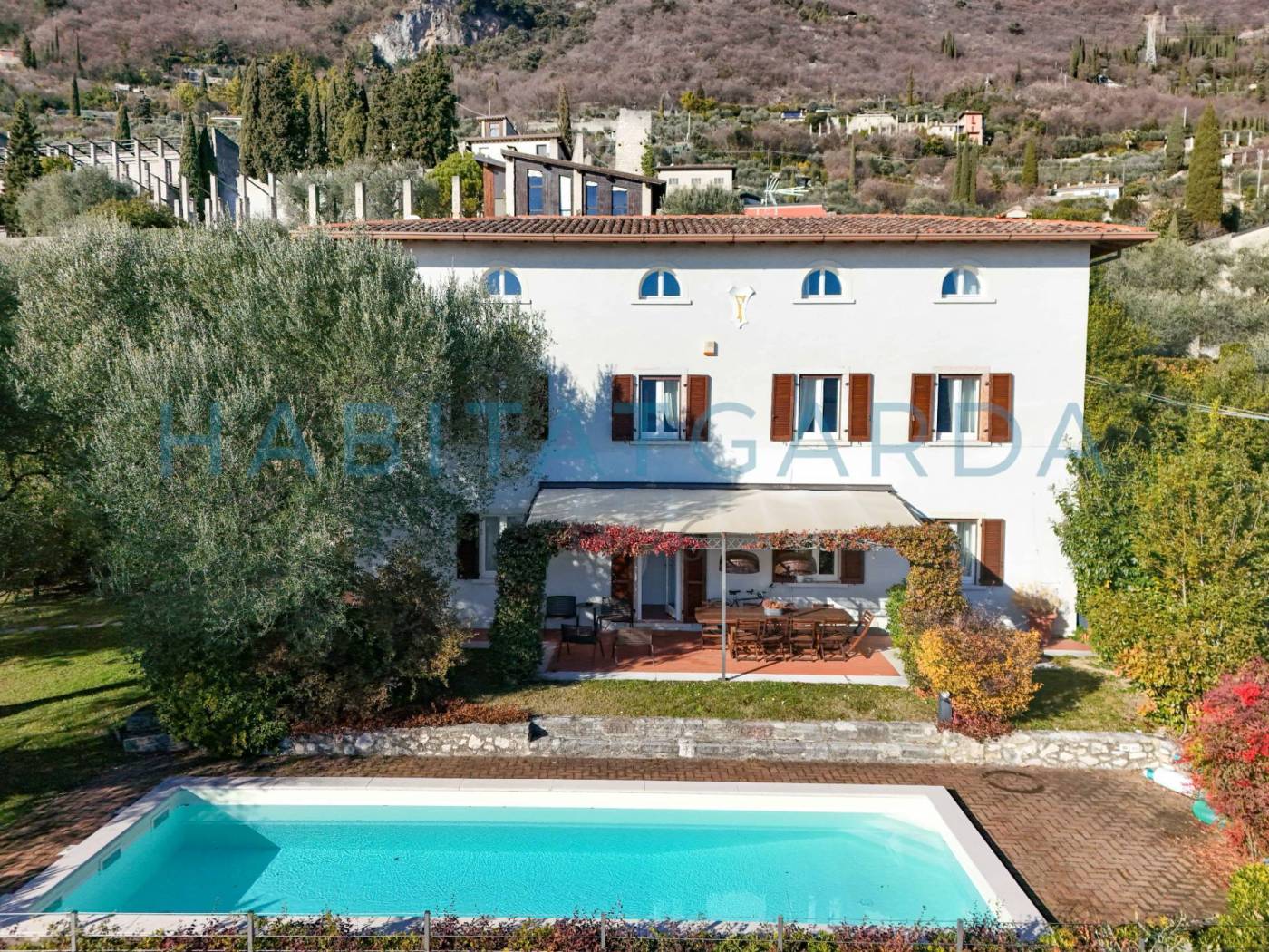 Villa in affitto a Gargnano