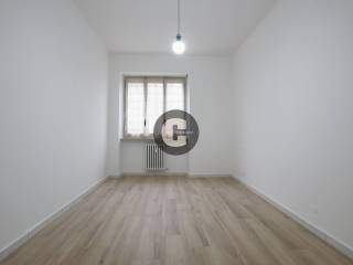 2-room flat corso Belgio 116, Vanchiglietta, Turin