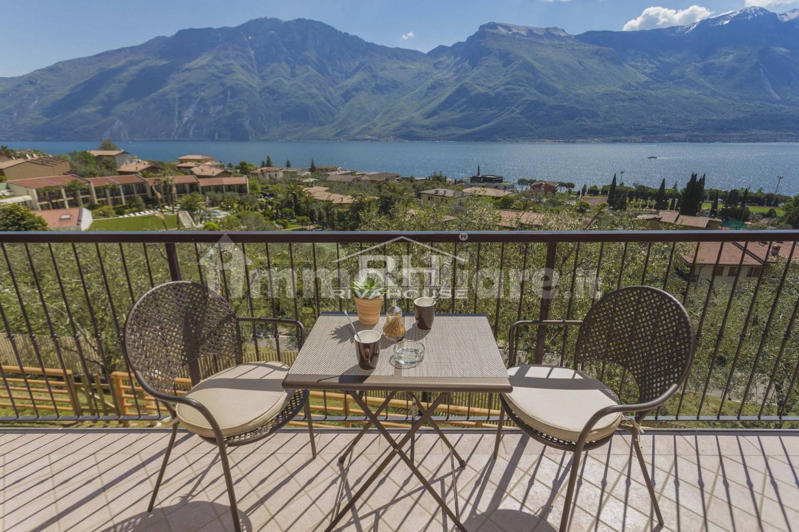 Villa in vendita a Limone sul Garda