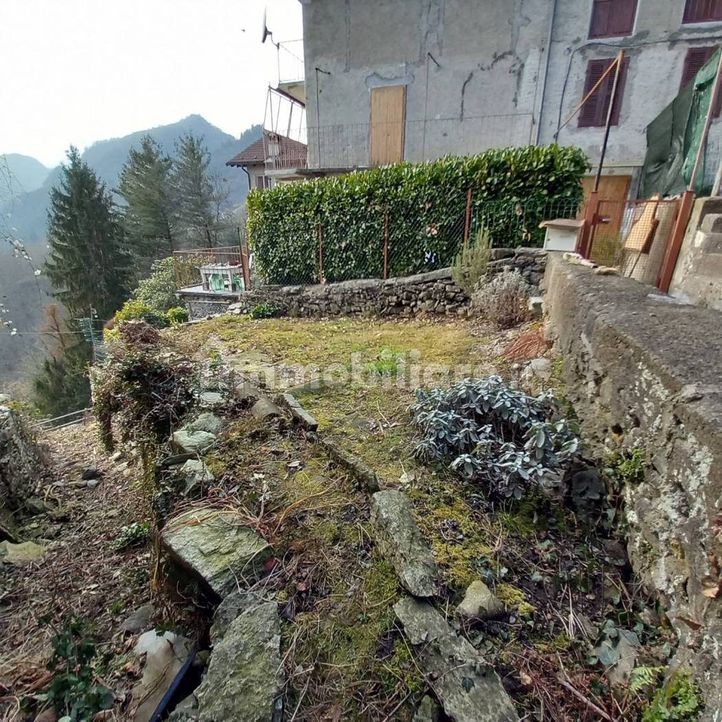 Rustico - Casale in vendita a Varallo