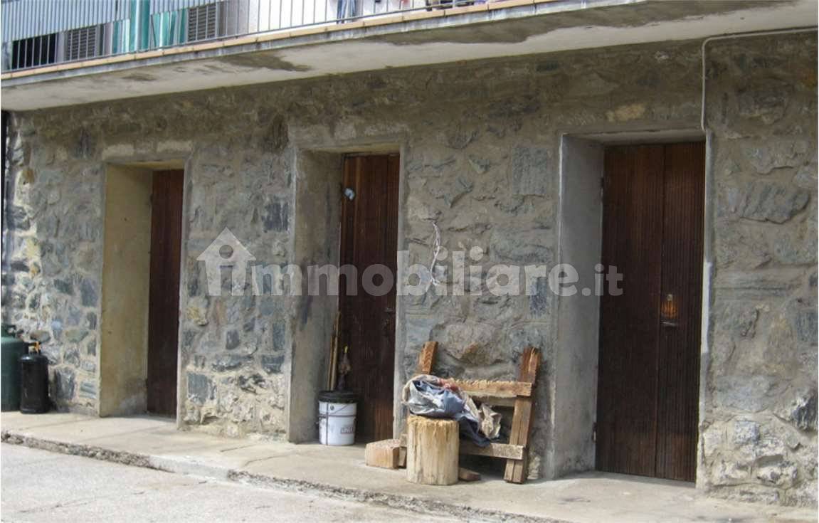 Appartamento in vendita a Garzeno