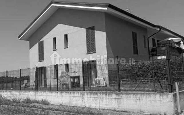 Appartamento in vendita a Robecco sul Naviglio