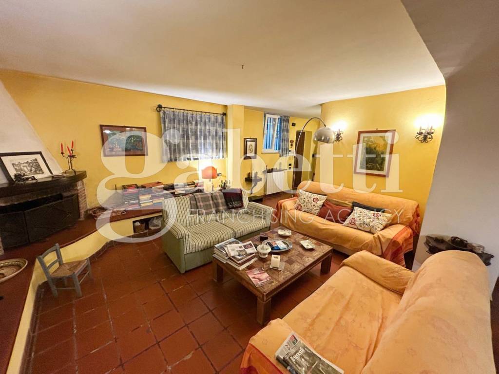 Salone
