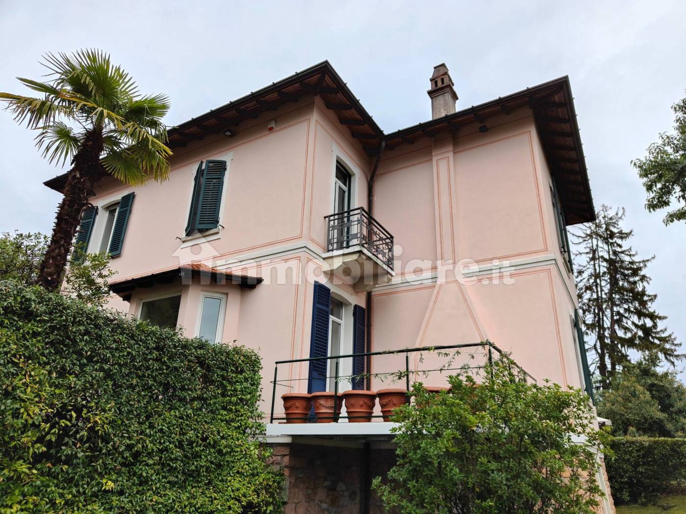 Villa in affitto a Varese