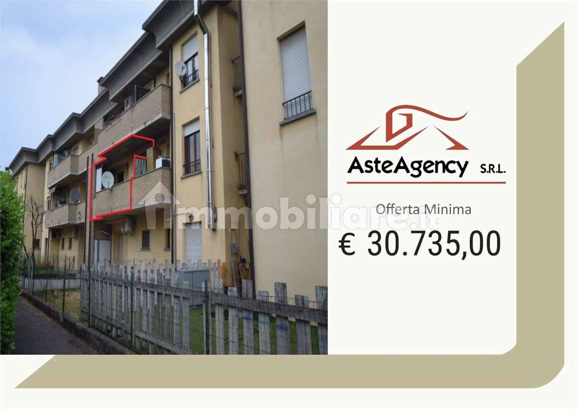 Appartamento in vendita a Cavernago