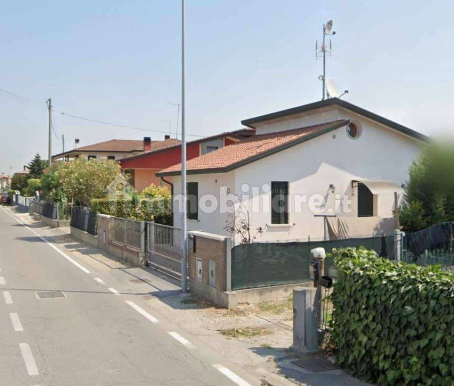 Villa in vendita a Campagna Lupia