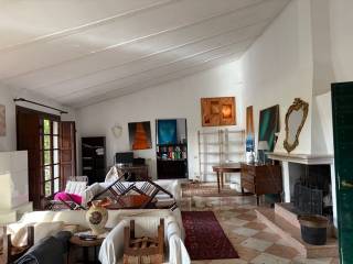 Salone
