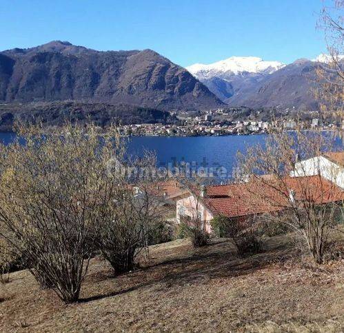 Villa in vendita a Omegna