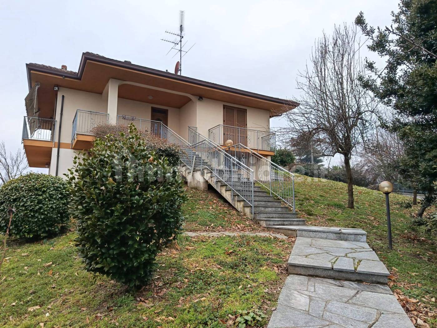 Villa in vendita a Borgo Ticino