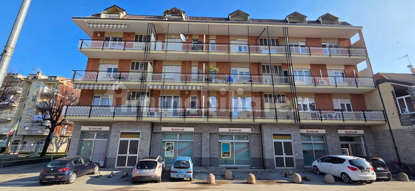 Appartamento in vendita a Piscina